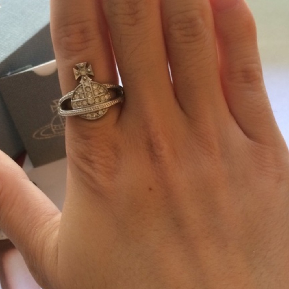 vivienne Westwood classic xs ring
